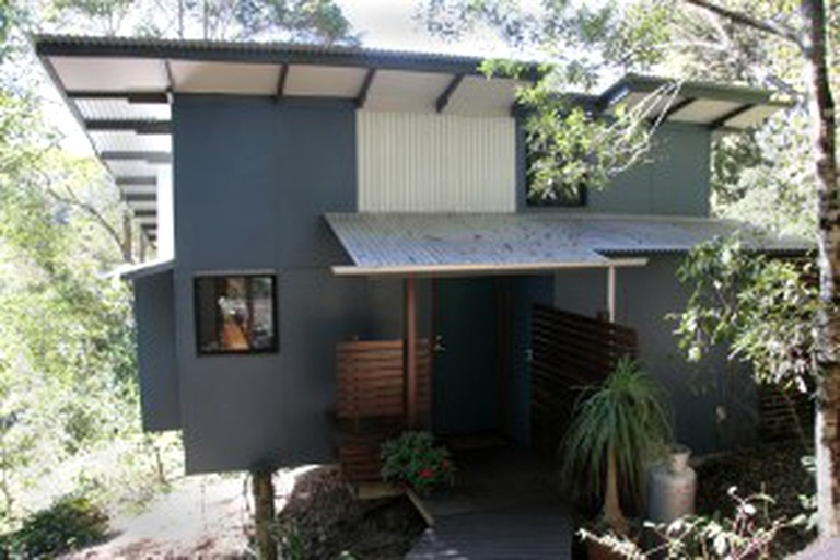 Tree Houses (Sunshine Coast, Queensland, Australia)