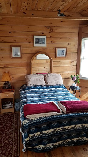 Cabins (Sudbury, Ontario, Canada)