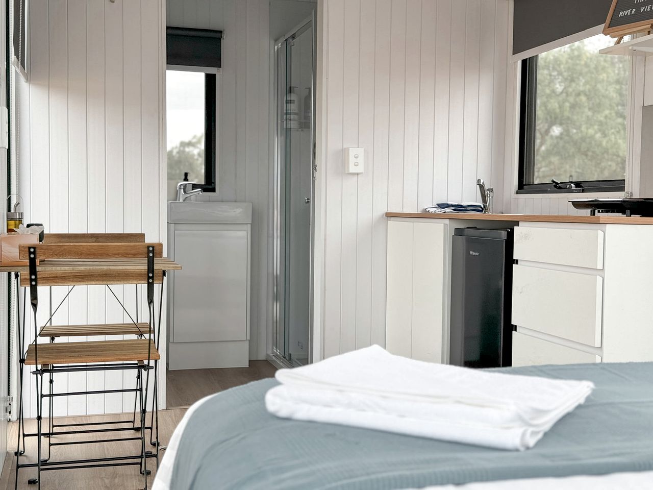 Luxurious Tiny House with Incredible River Views and Perfect for Outdoor Activities in New South Wales, Australia