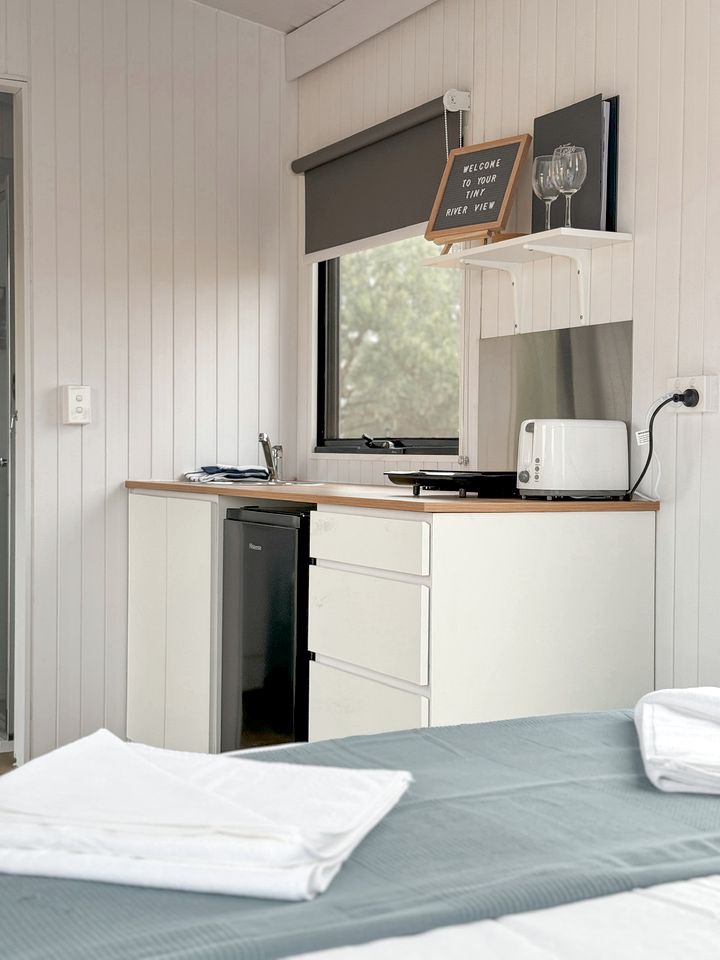 Luxurious Tiny House with Incredible River Views and Perfect for Outdoor Activities in New South Wales, Australia