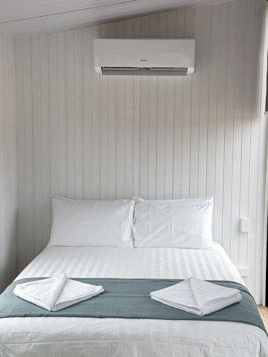 Tiny Houses (Australia, Dubbo, New South Wales)