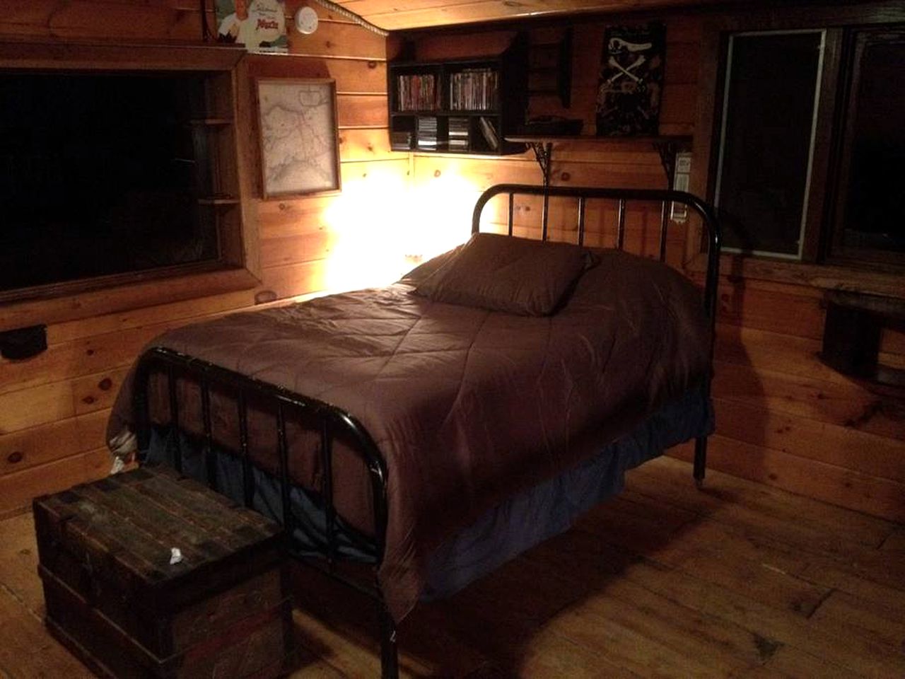 Rustic Pet-Friendly Log Cabin in the Woodlands near Utica, New York