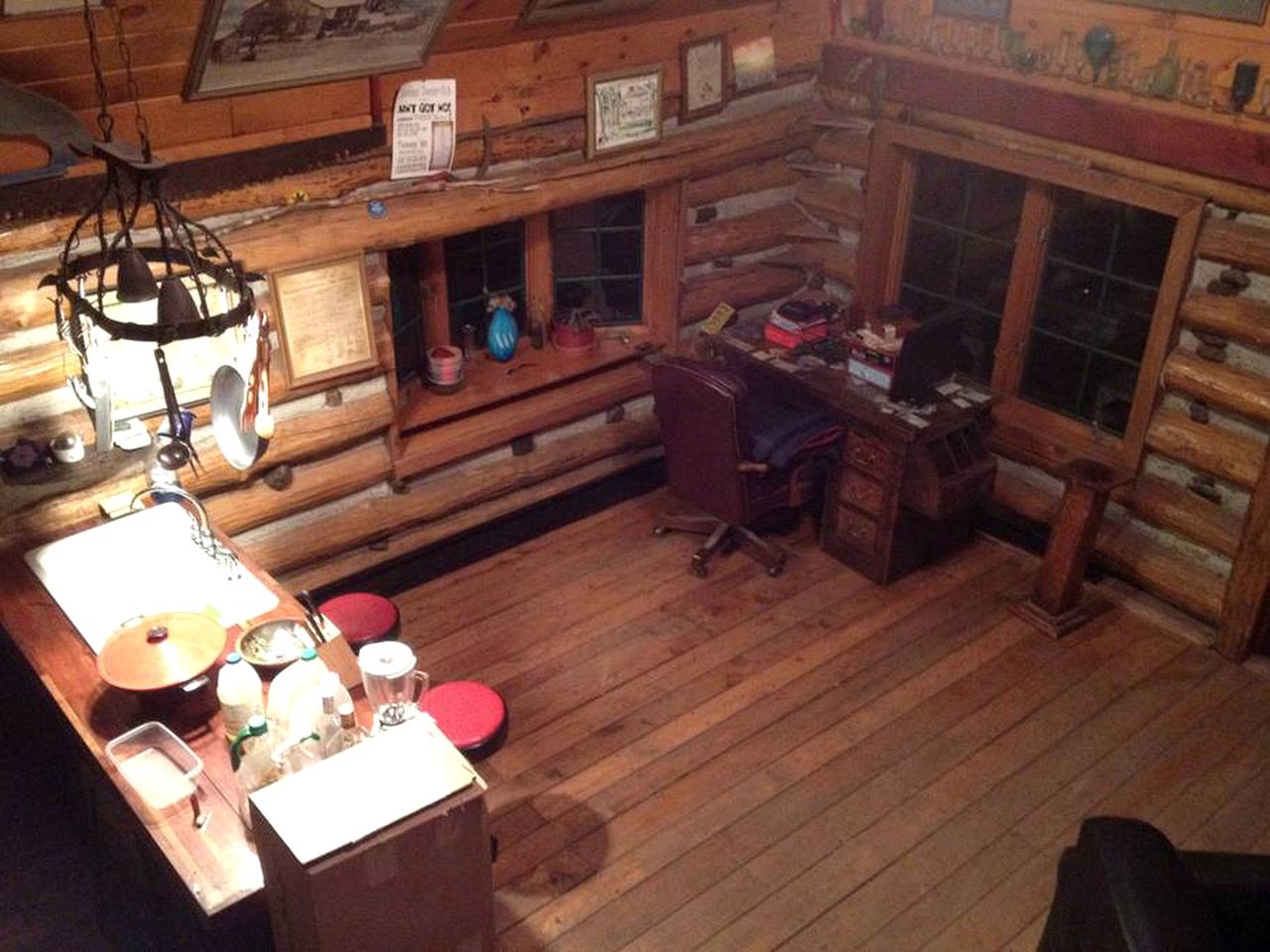Rustic Pet-Friendly Log Cabin in the Woodlands near Utica, New York