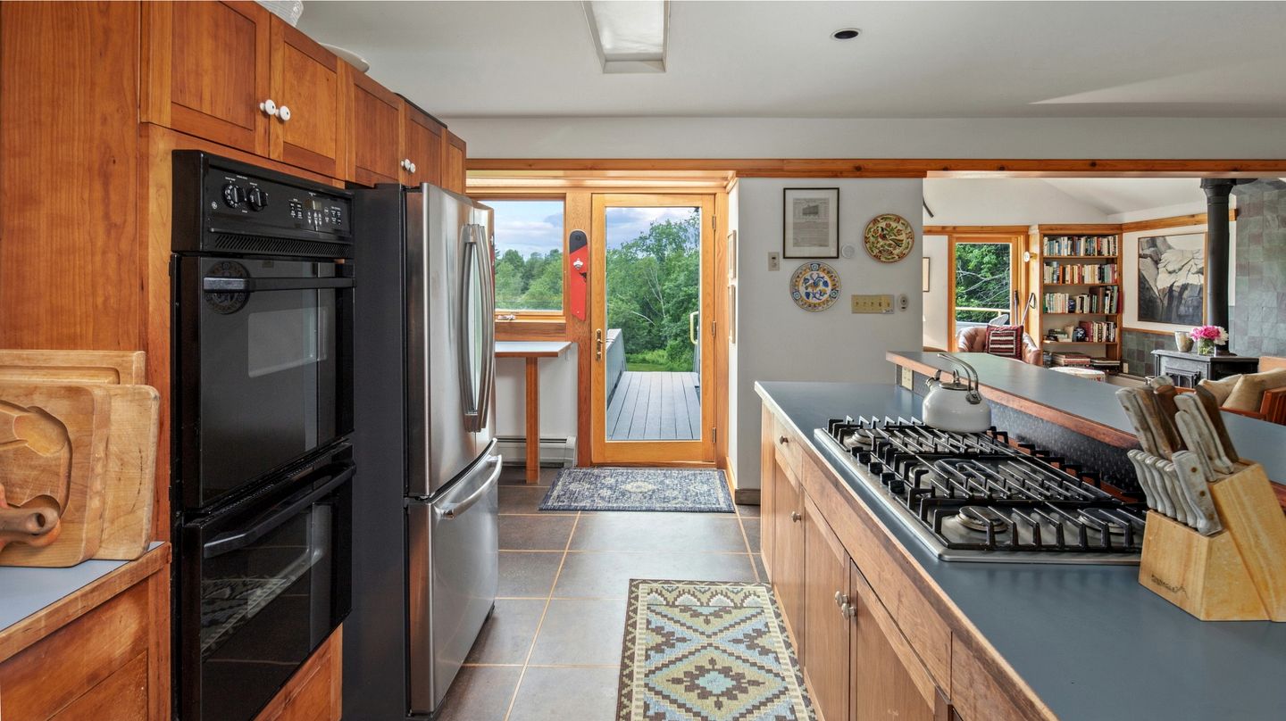 Awesome Impressive Rental with Jacuzzi and Countryside Views in Vermont