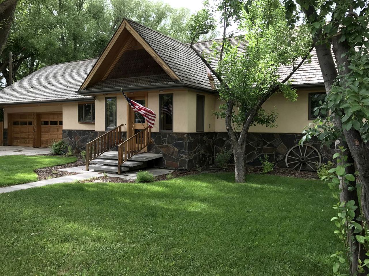 Cottage Rental in Ennis, Montana