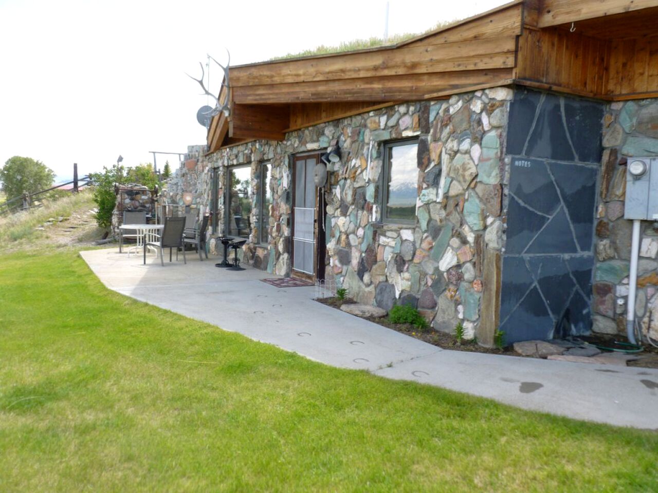 Madison Management Spring Creek Retreat, Cabins, Ennis, United States