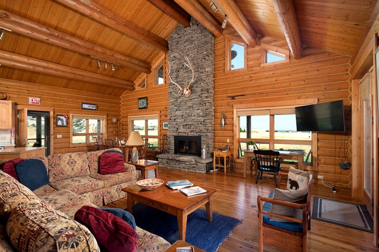 Log Cabins (United States of America, --, Montana)