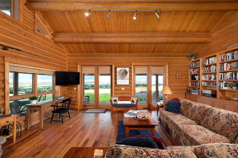 Log Cabins (United States of America, --, Montana)