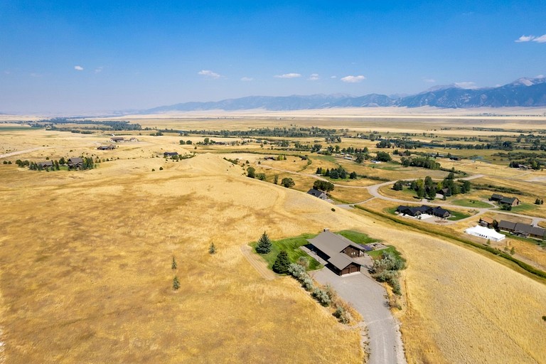 Log Cabins (United States of America, --, Montana)