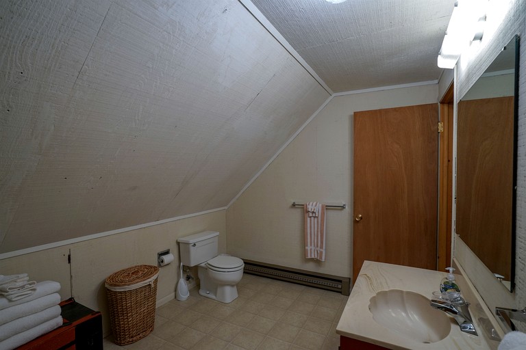Cabins (United States of America, Cameron, Montana)