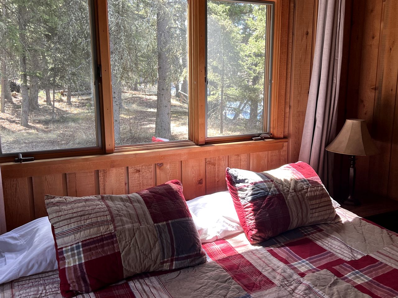 Charming Riverside Cabin with Deck Overlooking Madison River near Three Dollar Bridge in McAllister, Montana