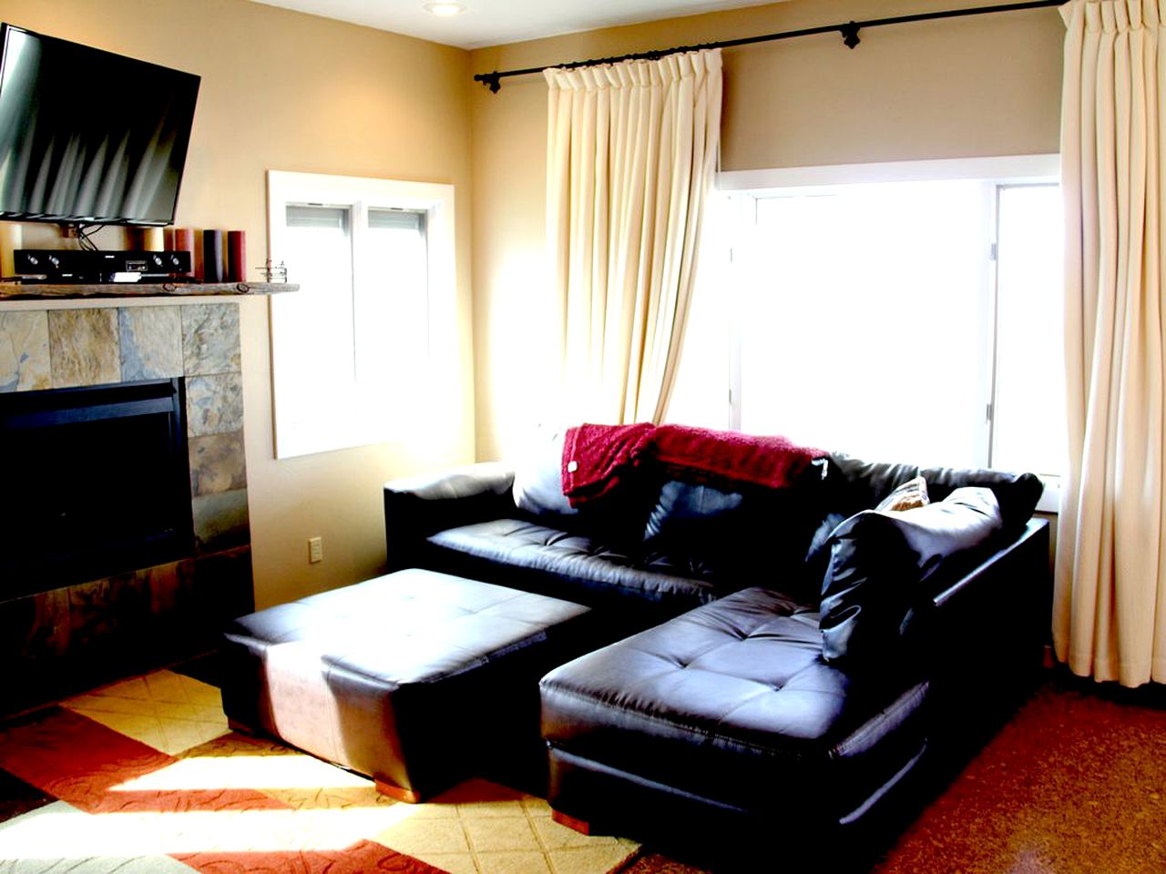 Romantic Cabin Getaway Along the Madison River in Ennis, Montana