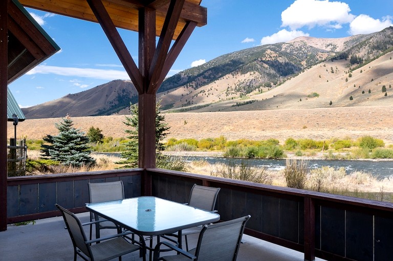 Vacation Rentals (United States of America, Cameron, Montana)