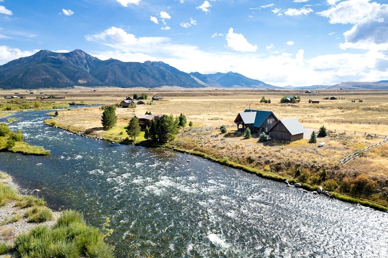Vacation Rentals (United States of America, Cameron, Montana)
