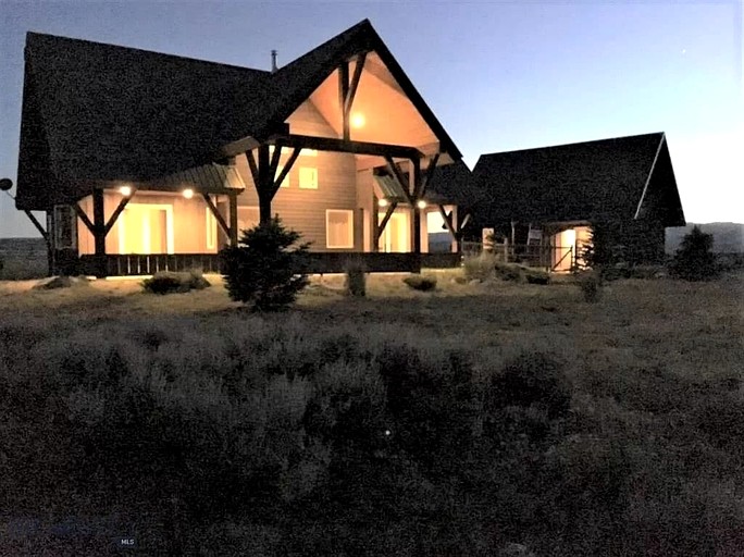 Vacation Rentals (United States of America, Cameron, Montana)