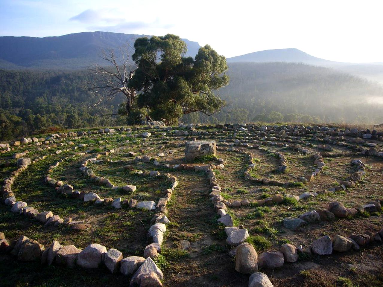 Rustic Cottage Rental near Grampians National Park, Halls Gap, Victoria
