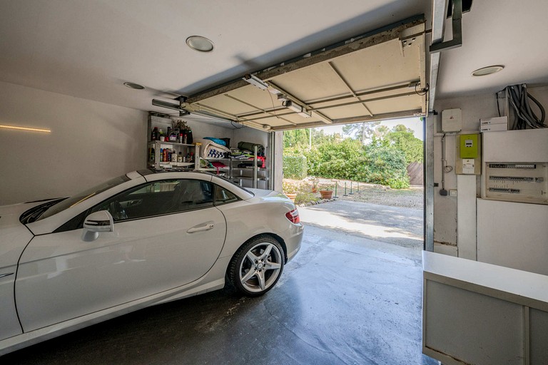 Vacation Rentals (France, --, Provence-Alpes-Côte d'Azur)