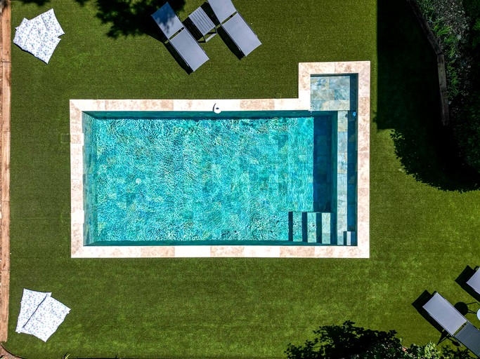 Vacation Rentals (France, --, Provence-Alpes-Côte d'Azur)