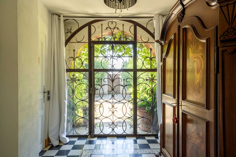 Vacation Rentals (France, --, Provence-Alpes-Côte d'Azur)