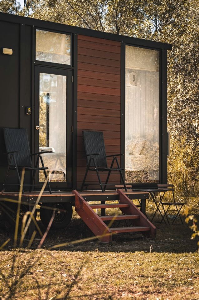 Magic Mirrored Tiny House with Sauna in Queensland, Australia