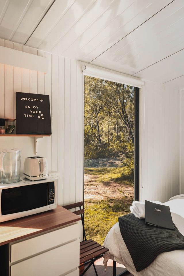 Magic Mirrored Tiny House with Sauna in Queensland, Australia