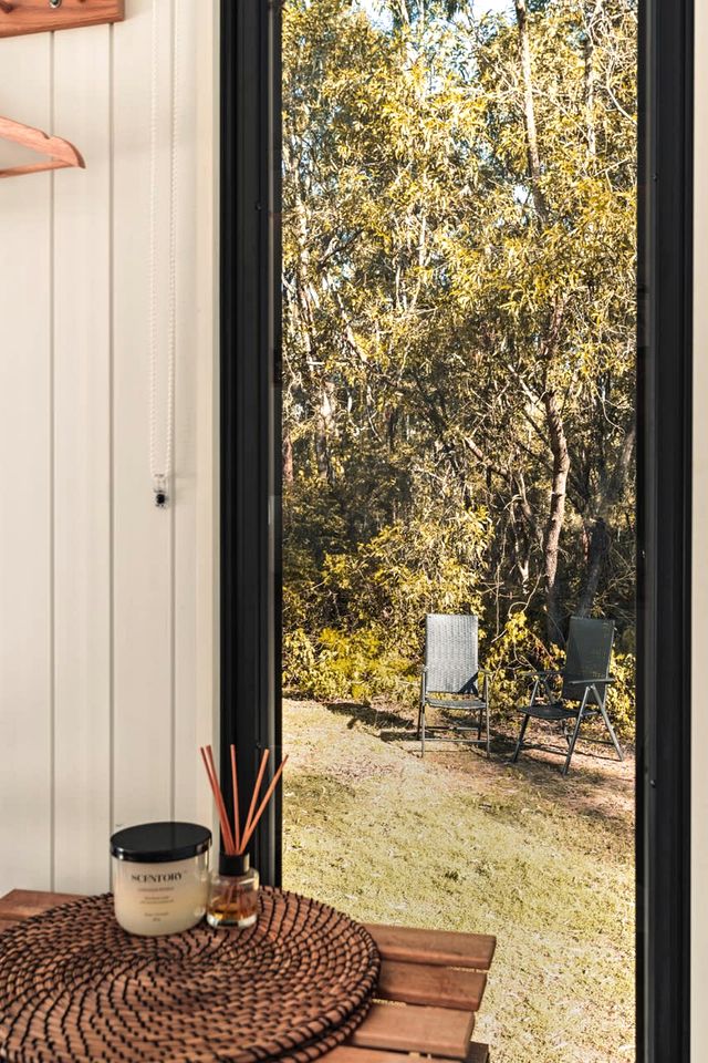 Magic Mirrored Tiny House with Sauna in Queensland, Australia