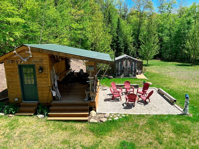 Cabins (United States of America, Bartlett, New Hampshire)