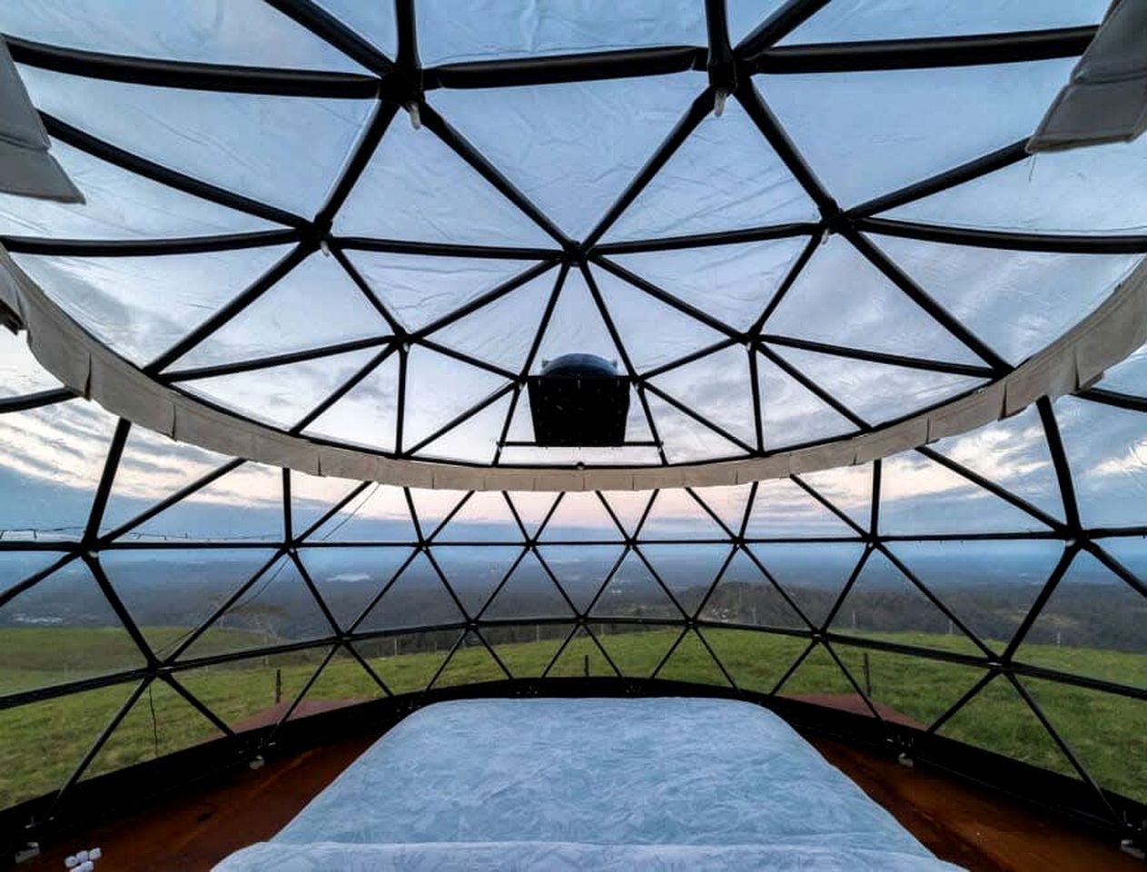 Magical Dome with Breathtaking Panoramic Views in Bald Knob, Queensland