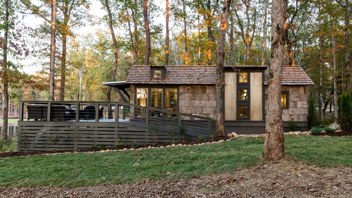 Magical Tiny Cottage with Lovely Outdoor Living in Tennessee