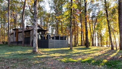 Magical Tiny Cottage with Lovely Outdoor Living in Tennessee photo 3