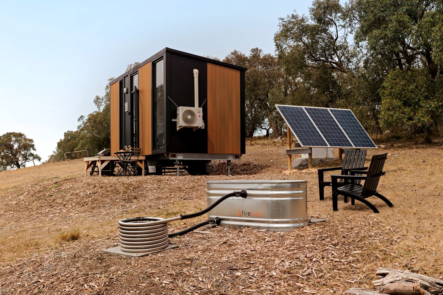 Magical Tiny House with Fantastic Vistas in Monegeetta, Victoria