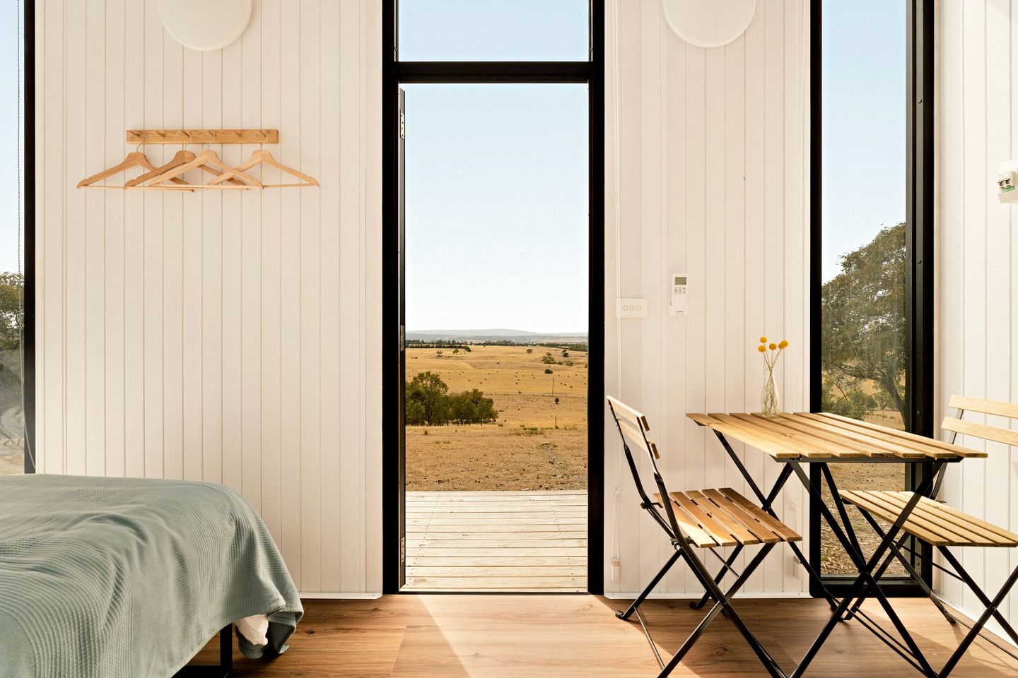 Magical Tiny House with Fantastic Vistas in Monegeetta, Victoria