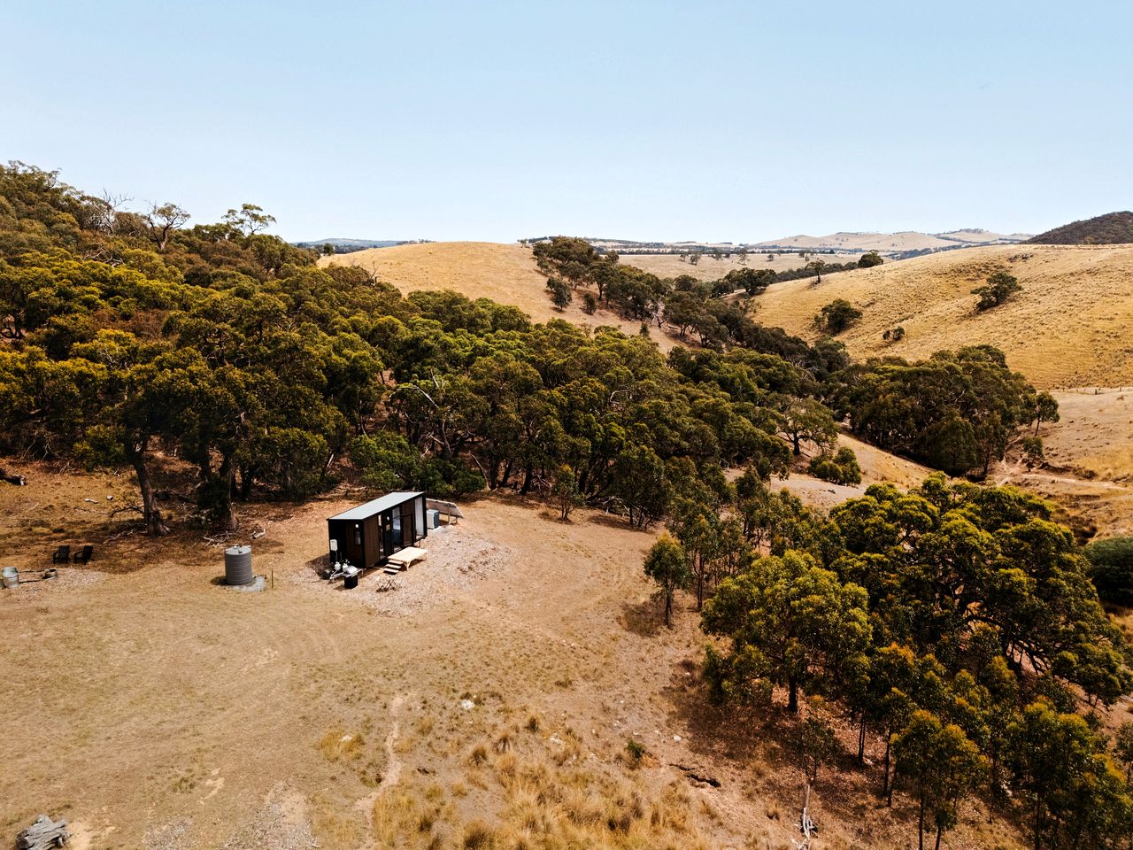 Magical Tiny House with Fantastic Vistas in Monegeetta, Victoria
