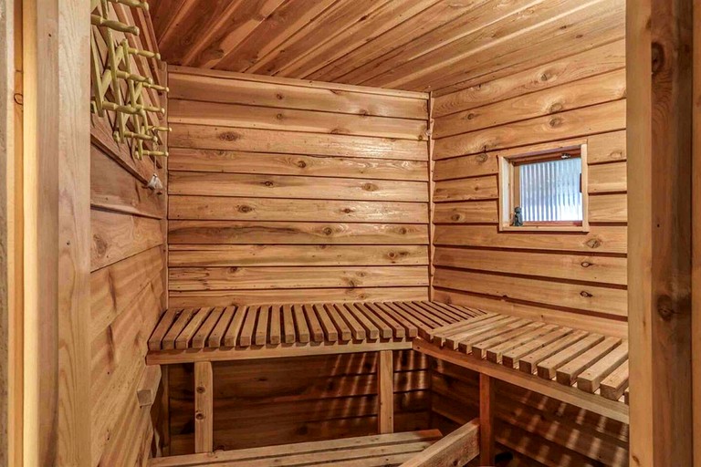 Yurts (United States of America, Sandpoint, Idaho)