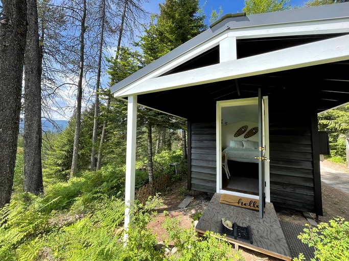 Yurts (United States of America, Sandpoint, Idaho)