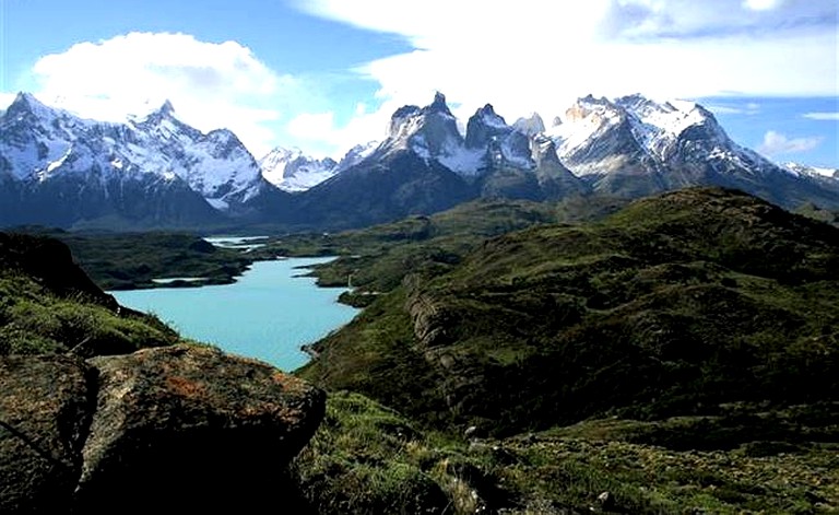 Yurts (Torres del Paine, Magallanes, Chile)