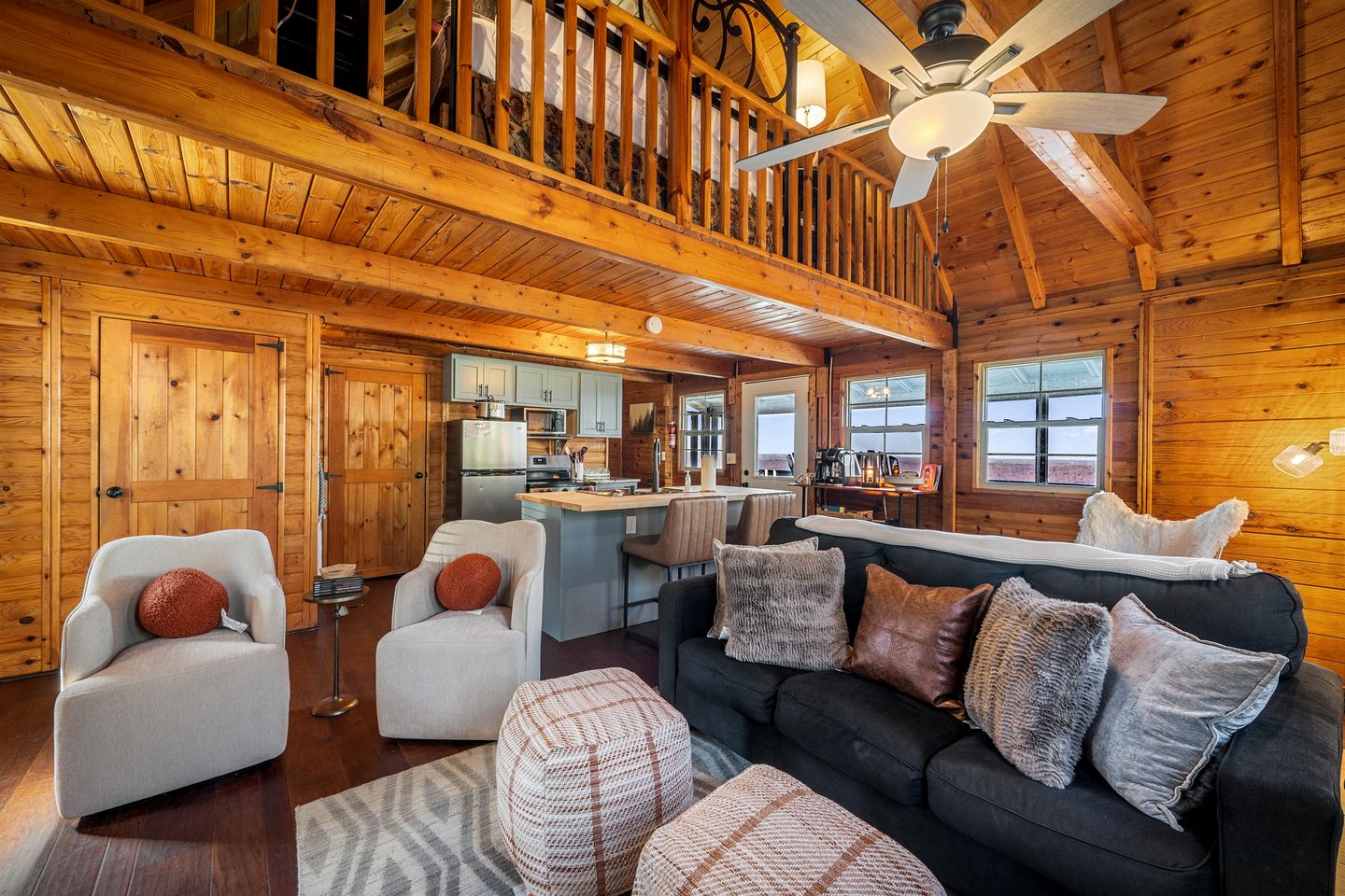 Magnific Secluded Cabin with Hot-tub in Mentone, Alabama