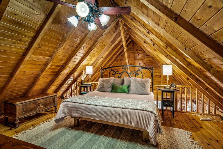 Cabins (United States of America, Mentone, Alabama)