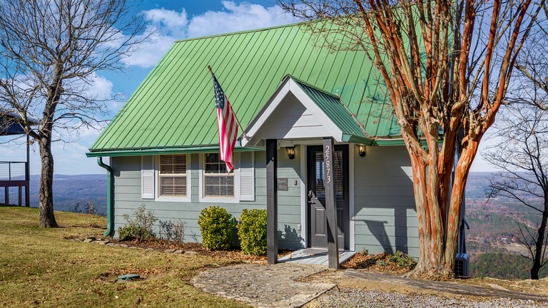 Cabins (United States of America, Mentone, Alabama)