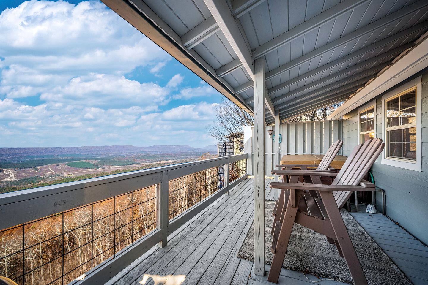 Magnific Secluded Cabin with Hot-tub in Mentone, Alabama
