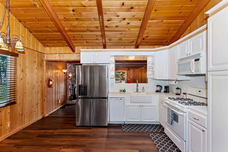 Cabins (United States of America, Big Bear Lake, California)