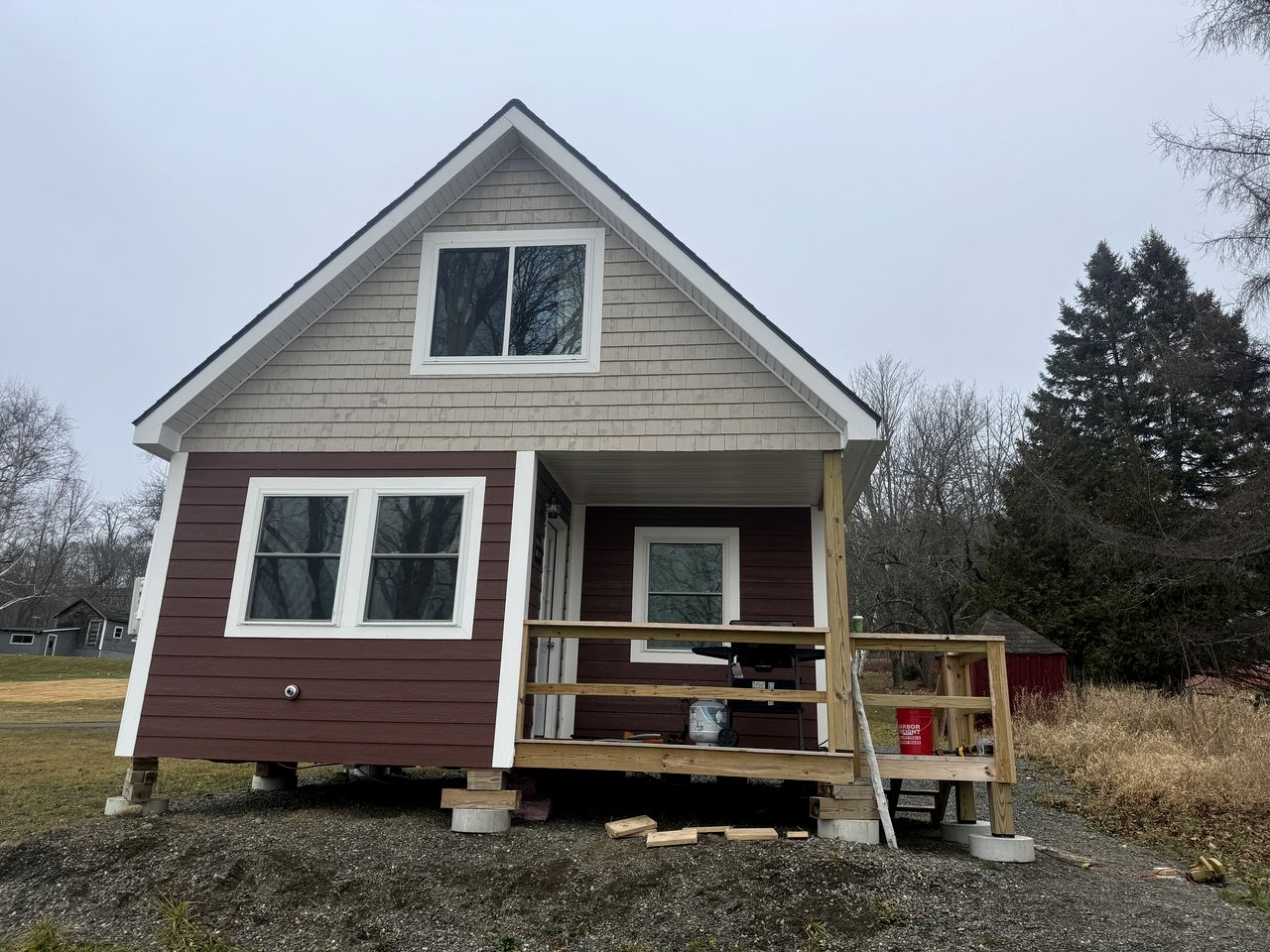 Magnificent Cabin Nestled Amidst Trees in Portage Lake, Maine