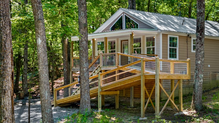 Cabins (United States of America, Fort Payne, Alabama)