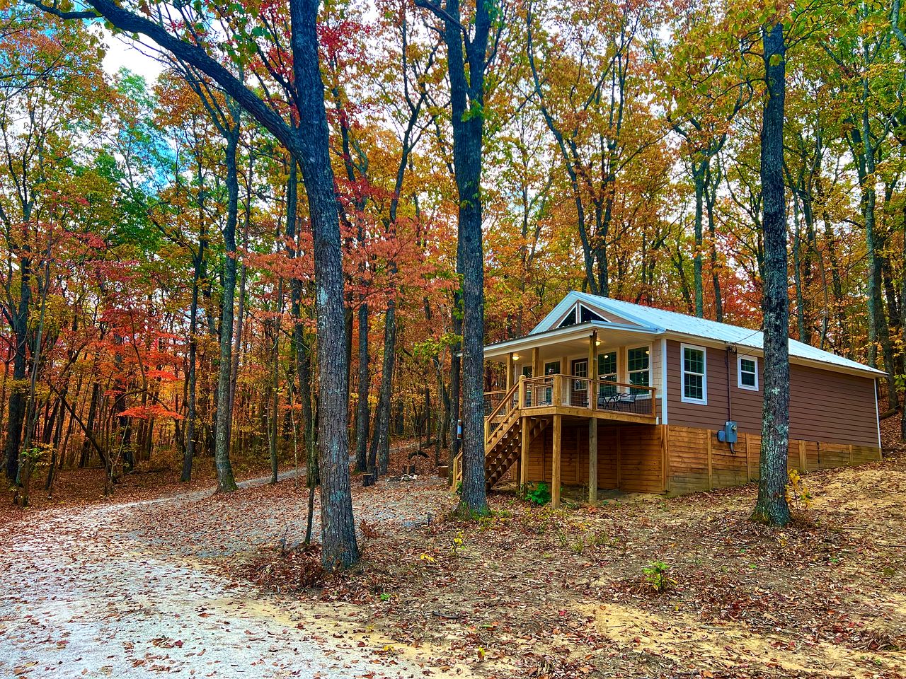 Magnificent Secluded Cabin in Fort Payne, Alabama