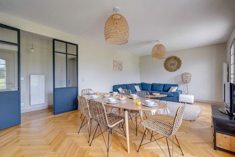 Vacation Rentals (France, --, Nouvelle-Aquitaine)