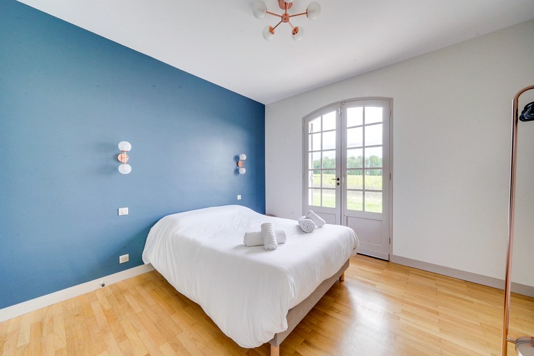 Vacation Rentals (France, --, Nouvelle-Aquitaine)