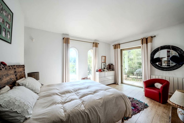 Vacation Rentals (France, --, Provence-Alpes-Côte d'Azur)