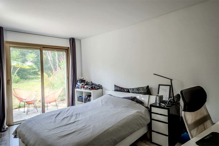 Vacation Rentals (France, --, Provence-Alpes-Côte d'Azur)