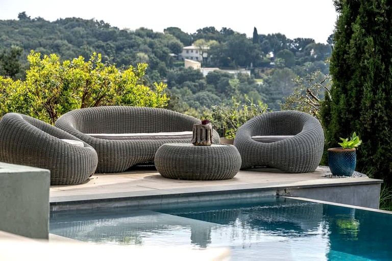 Vacation Rentals (France, --, Provence-Alpes-Côte d'Azur)