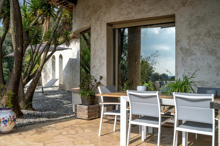 Vacation Rentals (France, --, Provence-Alpes-Côte d'Azur)